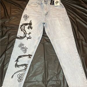 Disney Princess Mulan Mushu Graphic Print Women's Jeans Sz 7
